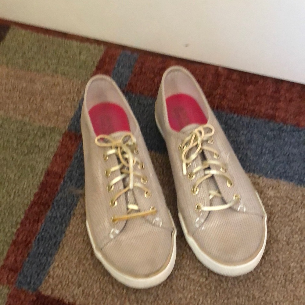 Sperry Gold Seacoast Sneaker Shoes Size 4
